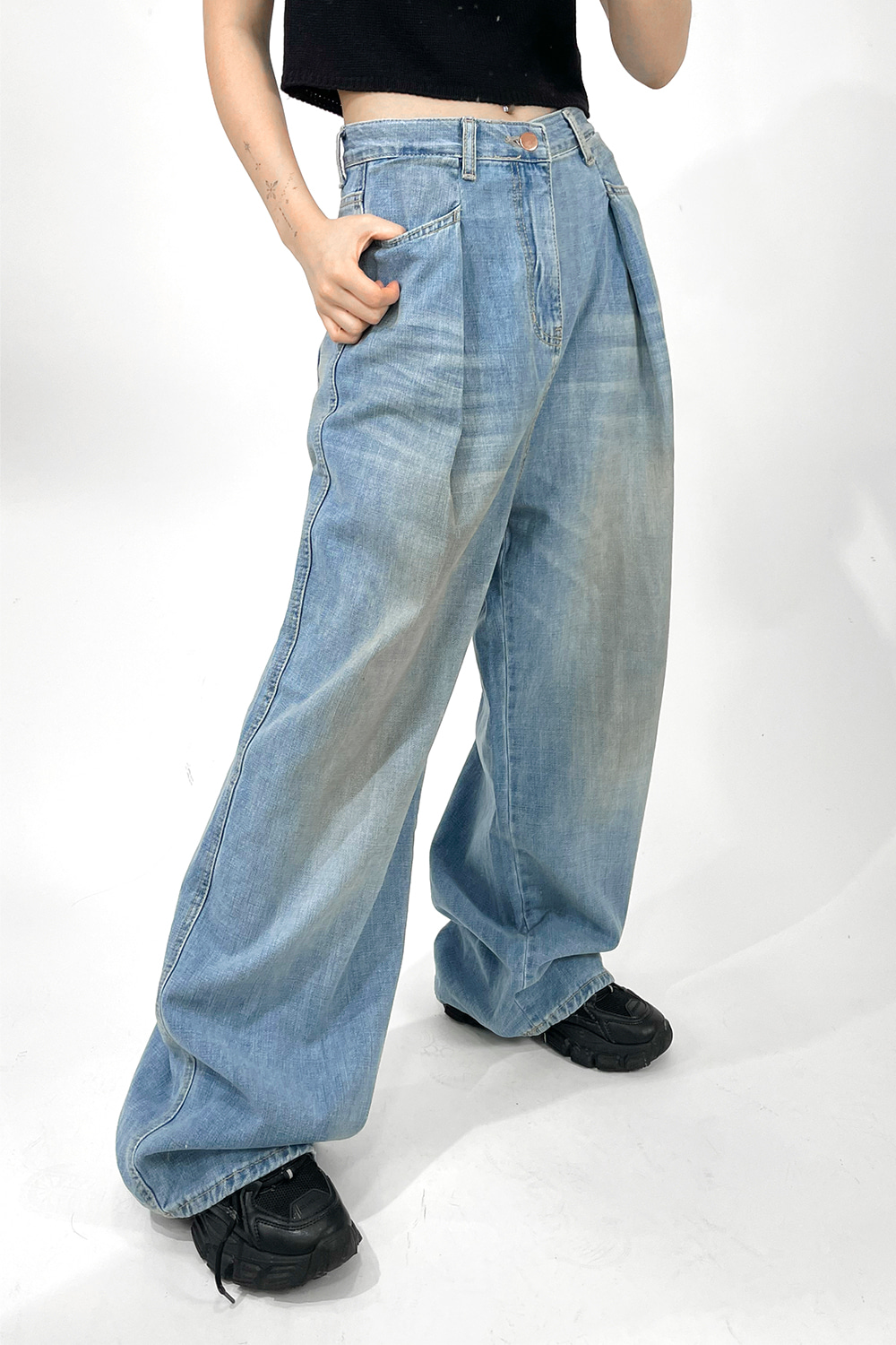 bulk pin tuck wide denim pants